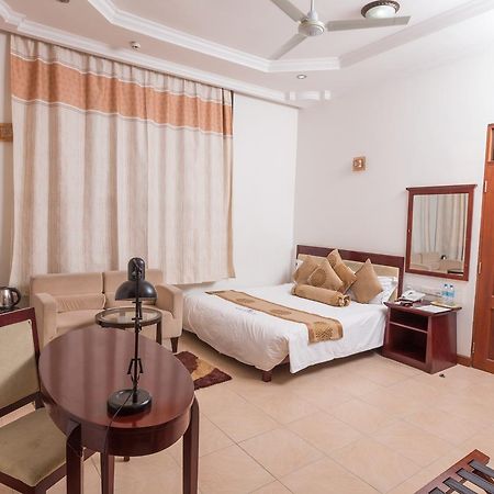 Hotel De Mag 达累斯萨拉姆 外观 照片